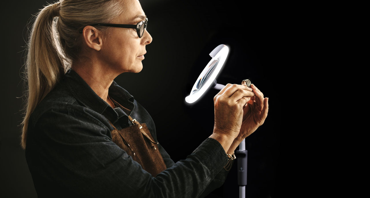 Daylight Magnificent Pro magnifying lamp used for detailed jewellery craft
