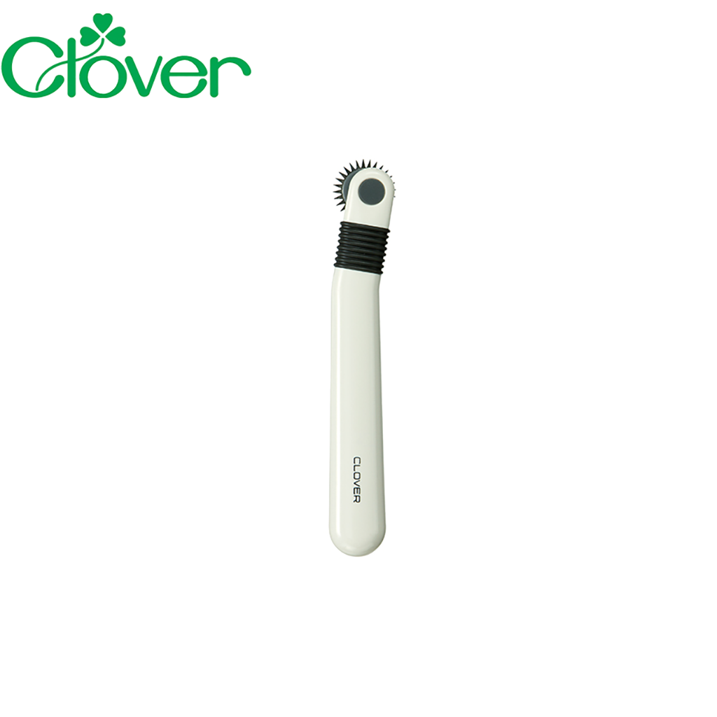 Clover Tracing Wheel with Serrated Edges