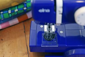 Elna 525 Mini Sewing Machine - Navy Blue (Perfect for Children)
