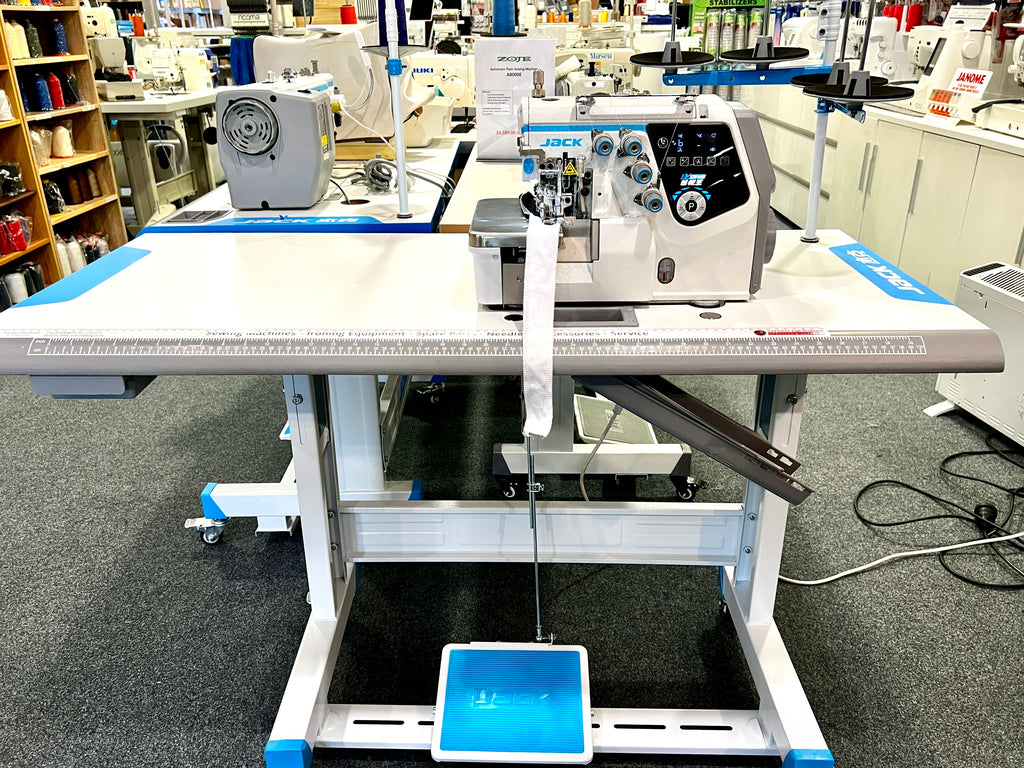 Jack C7 Urus Overlocker for Thin to Thick Material Thickness