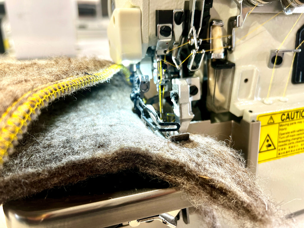 Zoje 5 Thread Double Feed System Overlocker for Thick Material