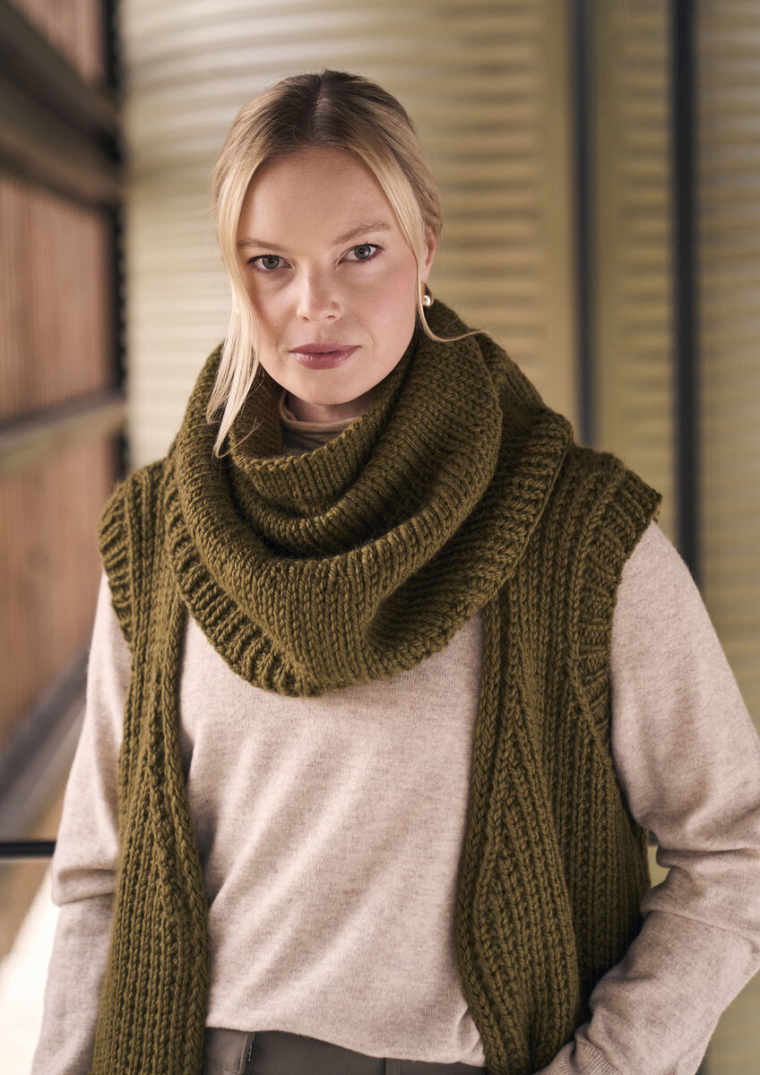 Mode at Rowan Southwold and Salle Chunky Wool waistcoat and snood knitting pattern