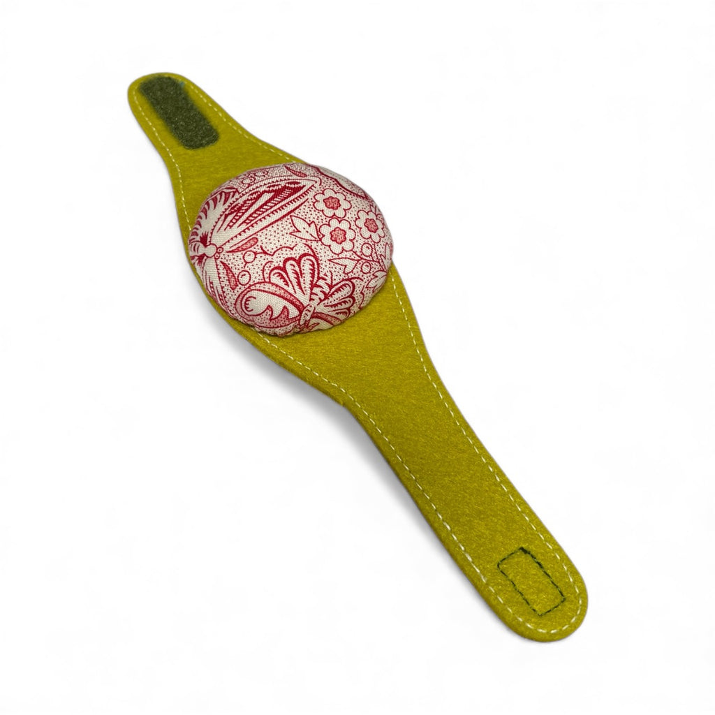 SewMate Wrist Pin Cushion - Velcro Adjustable (Slightly Bigger)