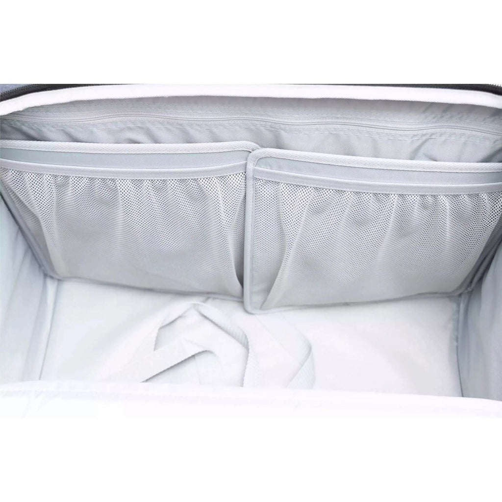 SINGER Trolley Bag for Sewing Machines – Durable Travel Case with Foam Padding and Rolling Wheels