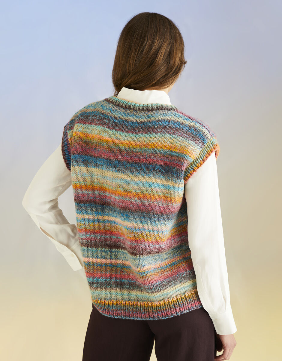 Sirdar 10700 Ocean Treasure Tank Knitting Pattern – Jewelspun With Wool Chunky