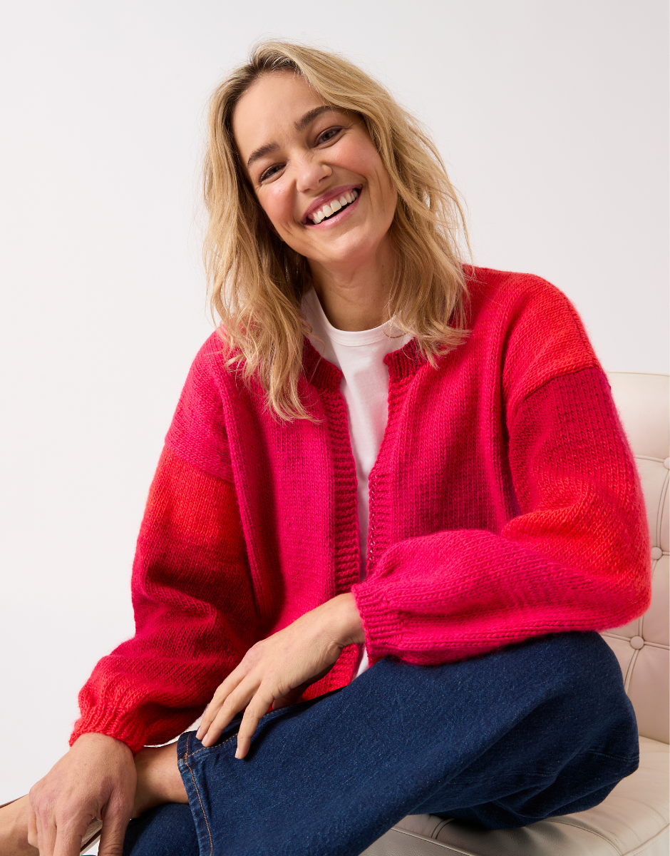 Sirdar 10839 Event Edge-to-Edge Cardigan Knitting Pattern – Jewelspun Ombré