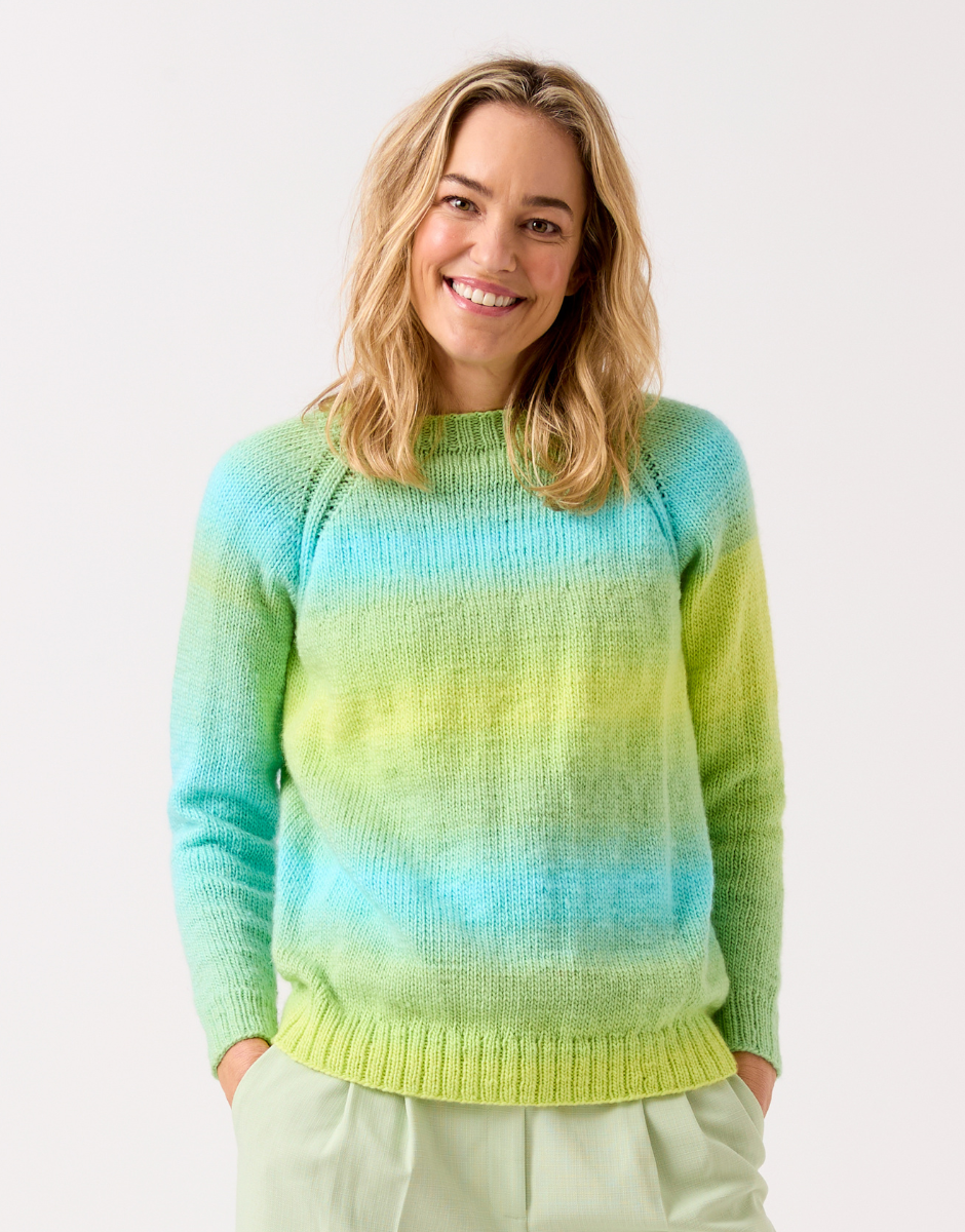 Sirdar 10841 Round the Raglan Sweater Knitting Pattern – Jewelspun Ombré