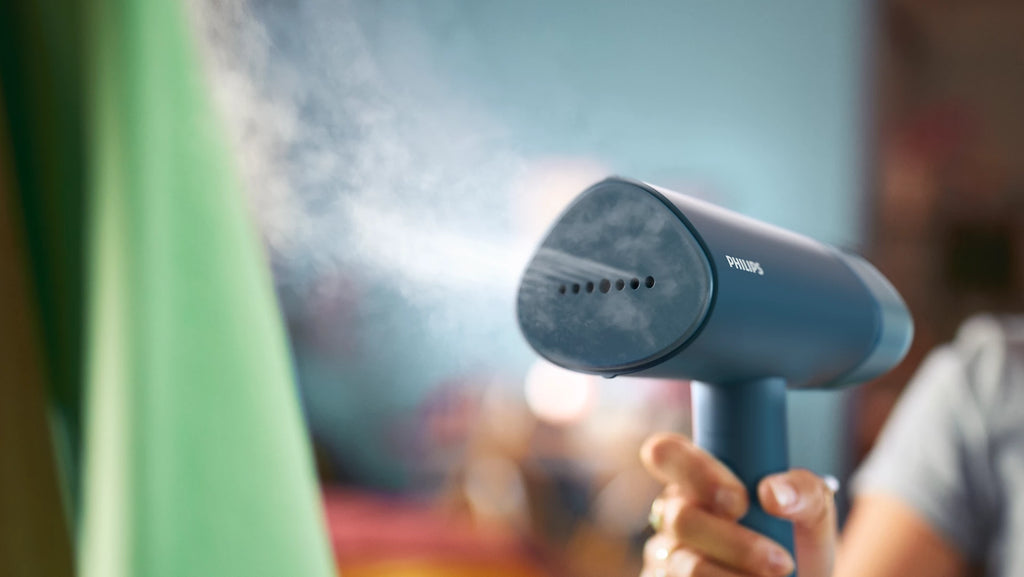 Philips Handheld Travel Steamer. STH3000/20