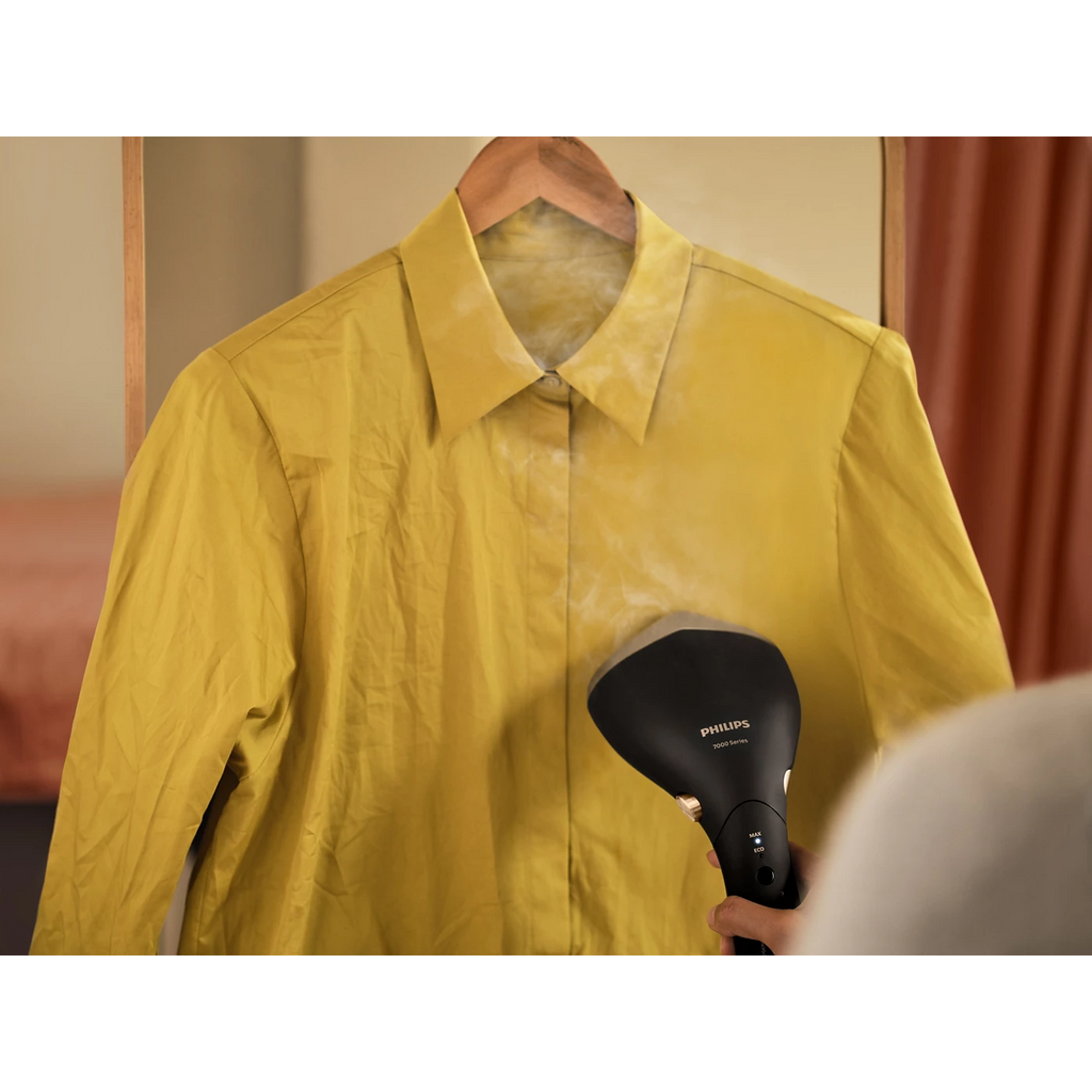 Philips Handheld Garment Steamer. 7000 Series
