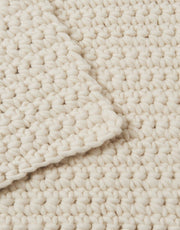 Wool and the Gang Oh So Quiet Blanket Crochet Pattern for Crazy Sexy Wool, finished blanket stitch detail