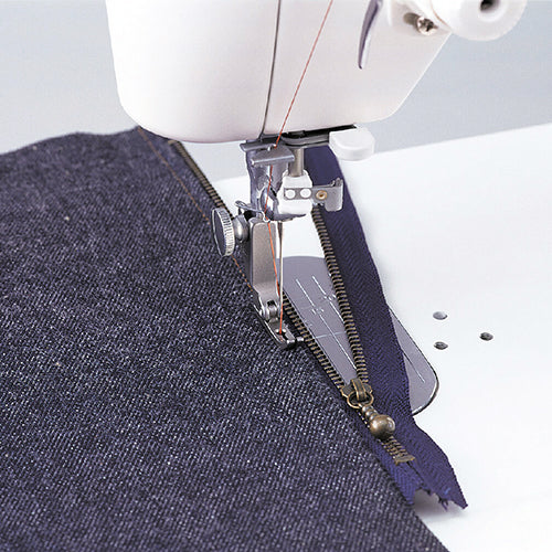 Juki TL Series Hinged Zipper Foot