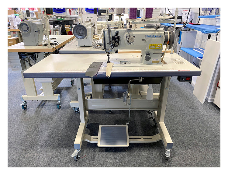 Twin Needle Walking Foot Sewing Machine. EA1560