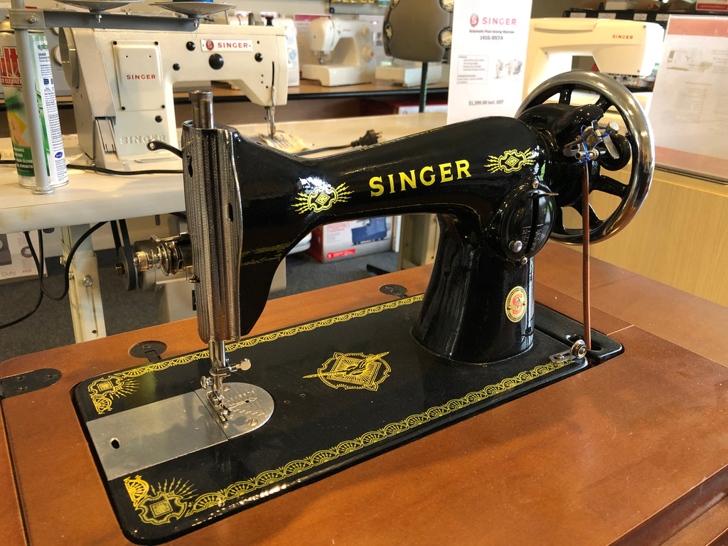 SINGER Treadle Sewing Machine